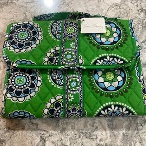 Vera Bradley Jewelry Book in Cupcake Green